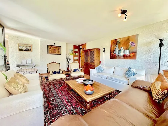 Casa Ampliada San Carlos De Apoquindo 6d/5b/3e En Condominio