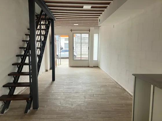 Dúplex A Nuevo / Itapebí Y Juan Paullier 