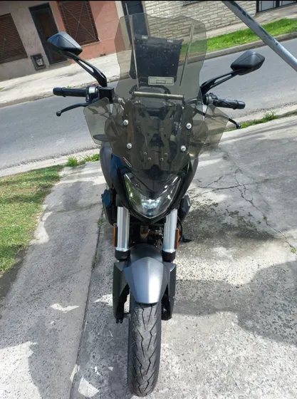 Dominar 400