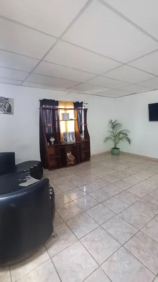 Se Vende 2 Cómodas Casas Más Estructura Para Seguir Construyendo Ic