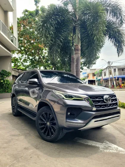 Toyota Fortuner 2.4l Srv