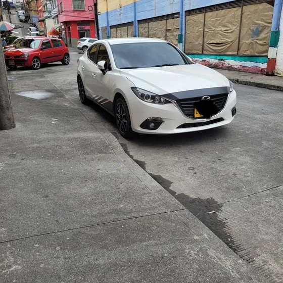 Mazda 3 2.0 Touring