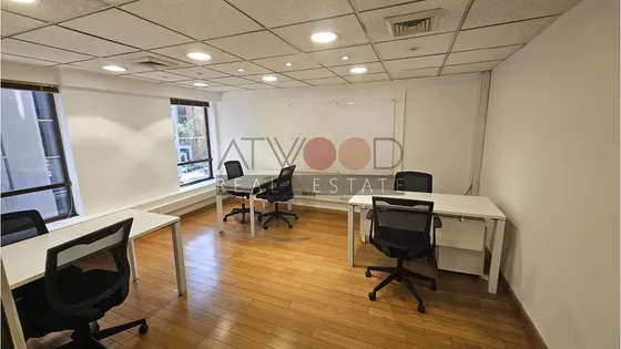 Oficina 151 M2 Metro Alcántara - 6 Privados Y 3 Estac.