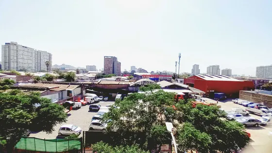 Con Estaconamiento Y Bodega Roberto Espinoza (96851)
