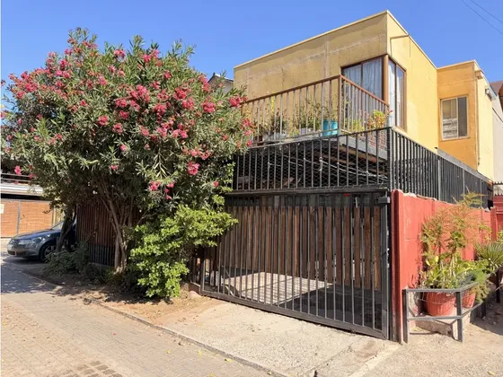 Vendo Casa 3d 3b 1e, En El Sauce , Renca, Santiago.