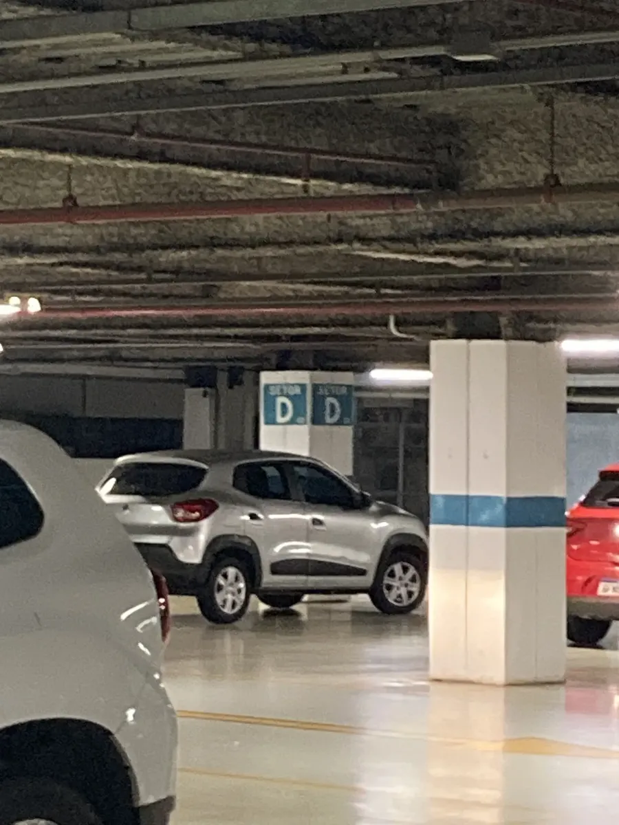 Renault Kwid 2021 1.0 12v Zen Sce 5p — foto 8