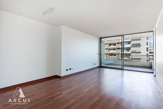 Departamento En Venta De 3 Dorm. En Lo Barnechea