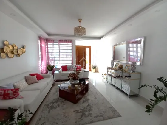 Casa En Venta En Residencial Cerrado En Gurabo Santiago Wpc17