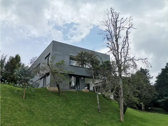 Casa En Venta En El Alto De Las Palmas