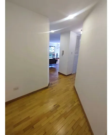 Se Alquila Bello E Impecable Apto En Campo Alegre, Excelente Edificio