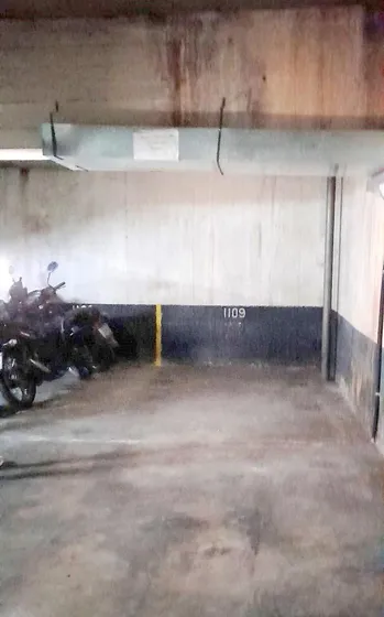 Venta De Cochera Cubierta En Acasuso