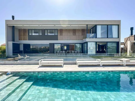 Venta Casa 4 Ambientes En Horizontes Al Sur