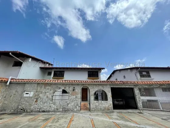 Rm Bella Casa (múltiples Niveles) En Venta En Los Naranjos Del Cafetal, Distrito Metropolitano