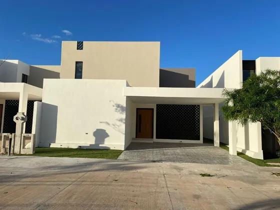 Casa En Condominio En Mérida
