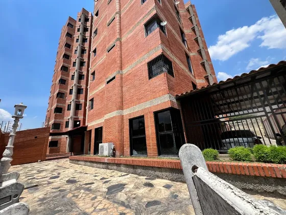 Apartamento En La Victoria Morichal Piso Bajo Y Area De Gimnasio. Negociable. Ljsa.  25-17809