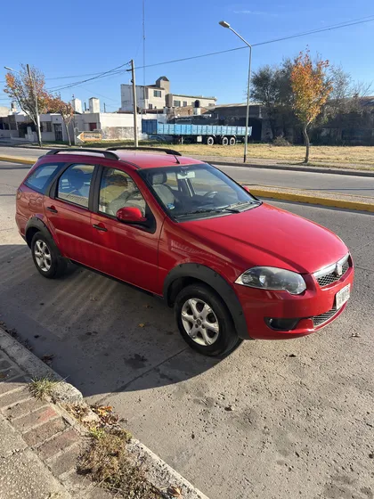 Fiat Palio 1.4 Weekend Trekking 87cv Alarma
