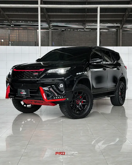 Toyota Fortuner Trd
