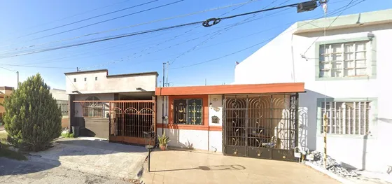 Casa En Venta En La Colonia Santa Fe En Apodaca, Nuevo Leon - Avf07