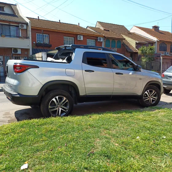 Fiat Toro 2.0 Freedom 4x4 At
