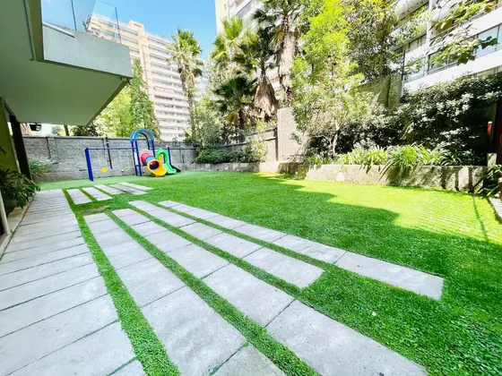 Oportunidad! Grandes Espacios Y Excelente Ubicación.