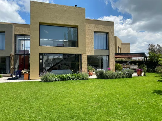 Casa Campestre En Venta Arborada De Cota.