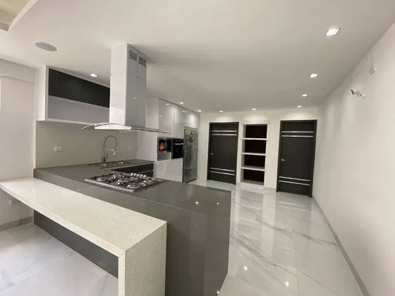 Casa Quinta En Venta  En Urbanizacion Trigal Sur