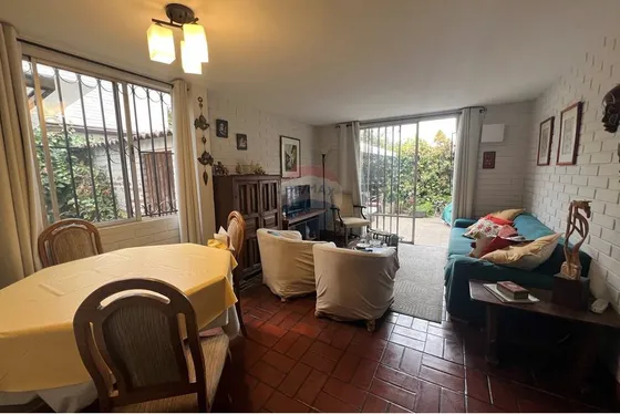 Casa Ñuñoa 4 Dormitorios, 2 Baños