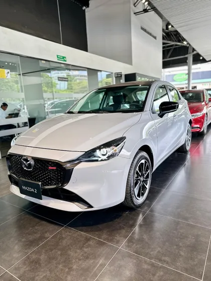 Mazda 2 Sport Carbon Edition 2.0