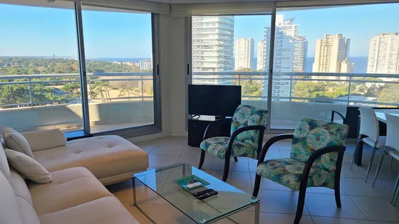 Espectacular Departamento En Punta Del Este Con Vistas Al Mar - Tm6298842