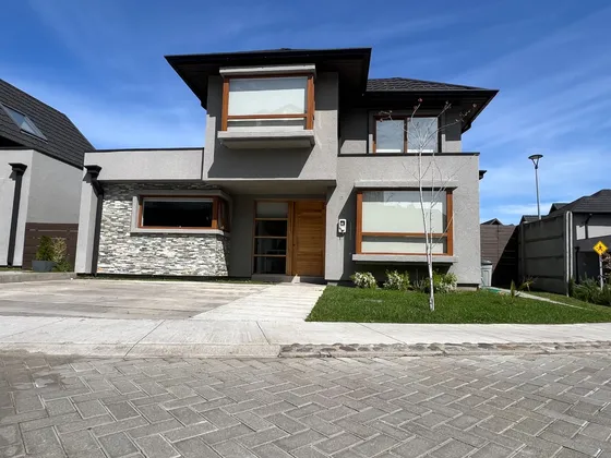 Venta Directa Casa En Condominio Borde Laguna (aitue) 