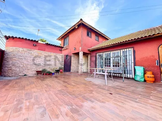 Se Vende Casa Esquina En Peñuelas, Coquimbo