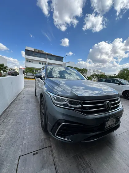 Volkswagen Tiguan 1.4 R-line