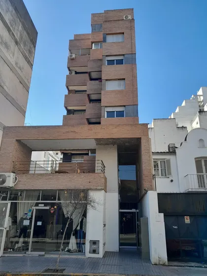 Departamento En  Alquiler 