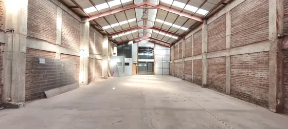 Bodega Comercial Semi Industrial Recoleta