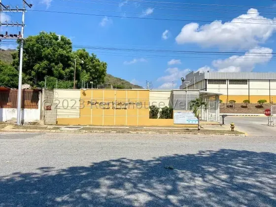 Galpon En Venta En Zona Industrial 2 Barquisimeto Cod: 25-3402 Jpg