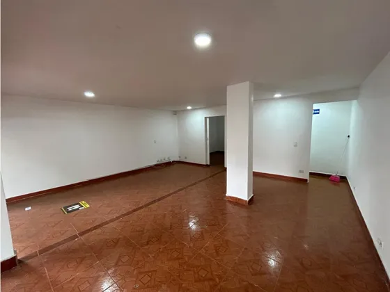 Local En Venta En Sabaneta, Sector Entreamigos