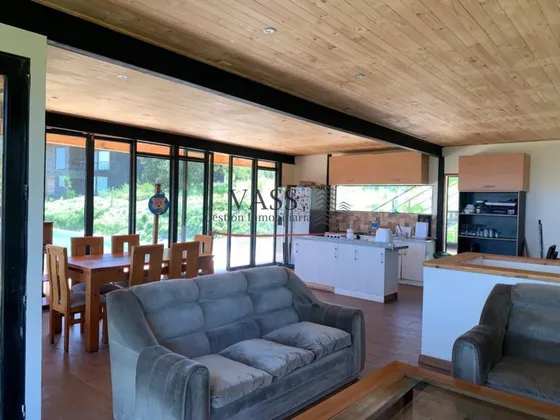 Vass  Vende Casa En Condominio Y Con Piscina En Olmué
