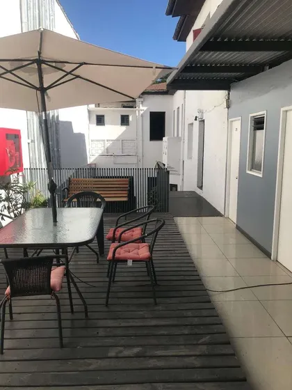 Hotel De 34 Habitaciones Con Baño Privado En Santiago Centro