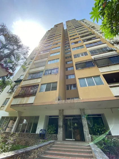 Jhonny Oviedo Vende Apto Residencias Gran Pama, La Trigaleña Valencia 