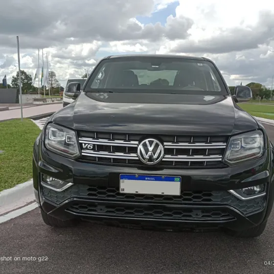 Volkswagen Amarok 3.0 Highline Cab. Dupla V6 4x4 Aut. 4p
