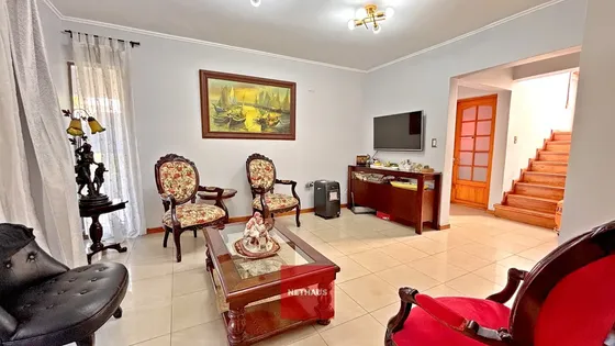 Nethaus Vende Hermosa Casa En Barrio Protegido En Ñuñoa
