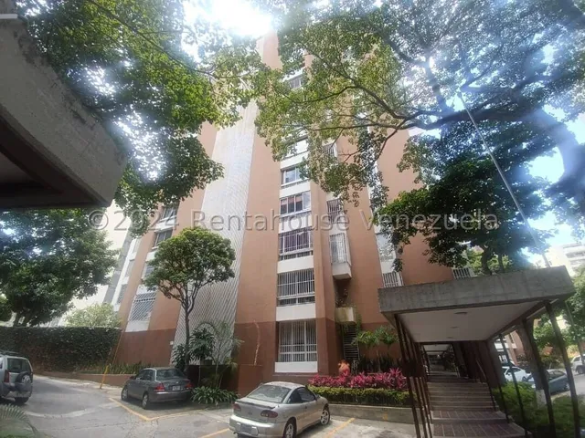 Ms: 25-2310 En Venta Amplio Apartamento En Santa Fé Sur, A=127m2, 3h, 3b, 1p.