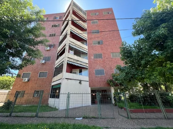 Alquiler Departamento 3 Dormitorios Campana Con Cochera