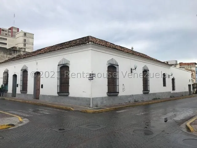 Casa Comercial Ubicada En Plena Zona Colonial De Barquisimeto   Profesional Inmobiliario Mehilyn Perez   