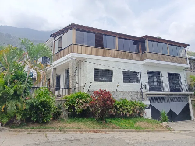 Venta De Casa En Los Palos Grandes