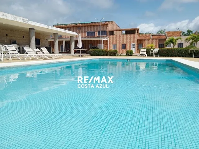Remax Vende Casa Con Terrazas A Estrenar En El Conjunto Villa Los Juanes, Tucacas