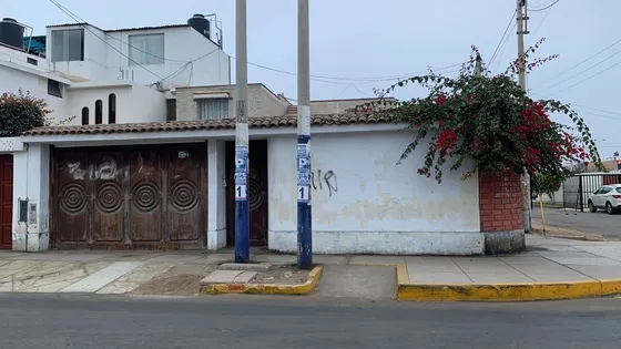 Los Cedros De Villa, Chorrillos, Propiedad Grande Con Casa. !! Gran Oportunidad Para Invertir!!!