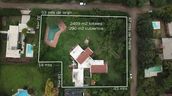 Villa Allende Golf. Casa En Venta De 4 Dormitorios C/ Cochera, Pileta Y Jardín.