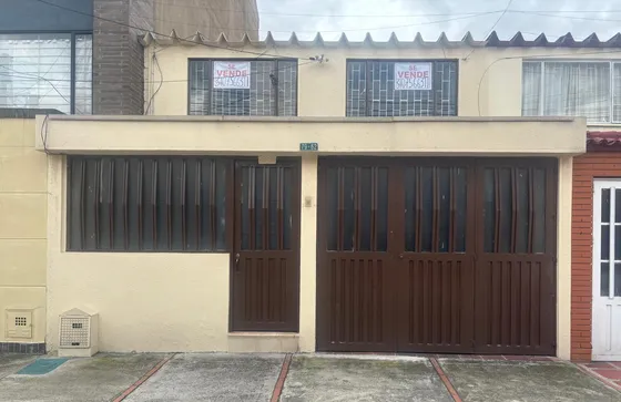 Casa Barrio Bonanza 2  Pisos, 3 Alcobas, 2 Baños. 6.25 X 20m