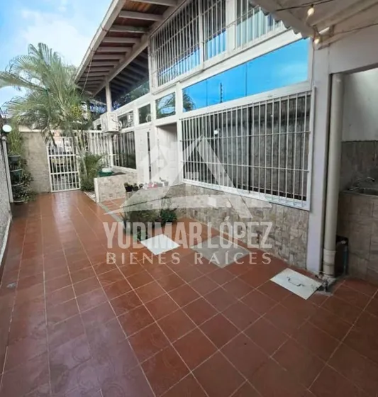 Ofrecemos Acogedor Apartamento En Venta, Ubicado En Urbanización Remanso, La Morita Ii, Edo. Aragua.